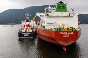 Seaspan Energy произвела в Канаде бункеровку СПГ методом «судно-судно»