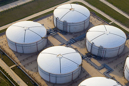 В Малайзии инвестируют $330 млн в хранилища для производства авиатоплива SAF