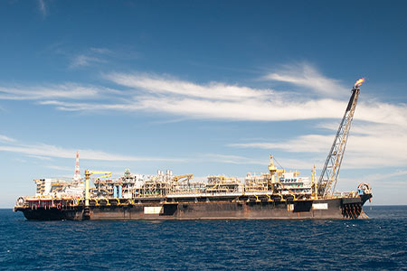 Битва за индонезийский СПГ: консорциум Saipem получил контракт на проектирование