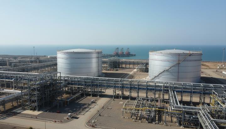 L&T построит в Индии хранилища СПГ и пропана для Petronet LNG