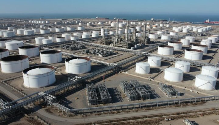 Коммерческие запасы нефти и нефтепродуктов в США показали рост